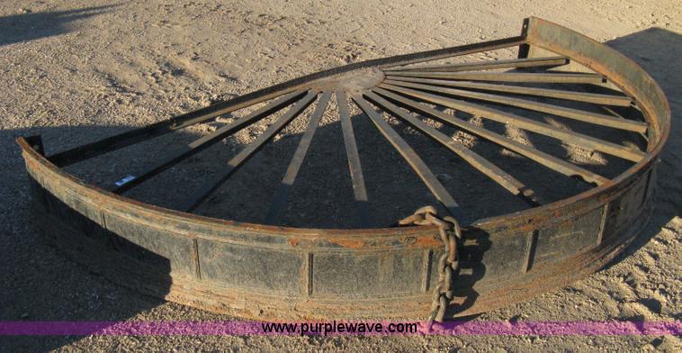 image for item 8006 (2) steel architectural decor grates