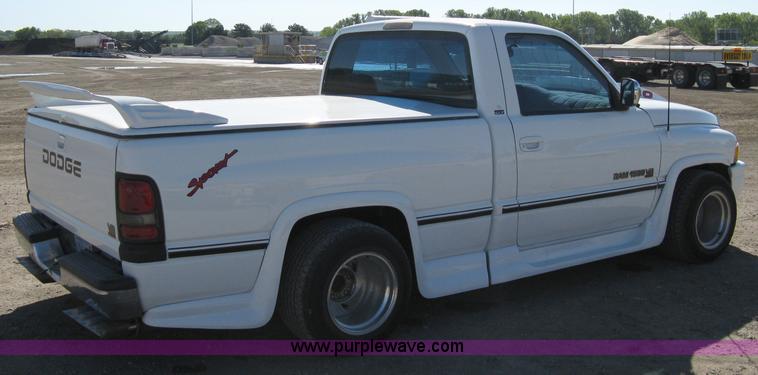 image for item 8025 1995 Dodge Ram 1500 pickup truck