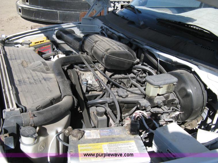 image for item 8025 1995 Dodge Ram 1500 pickup truck