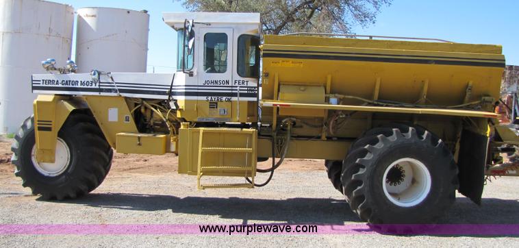 image for item 3449 1989 Ag-Chem 1603T