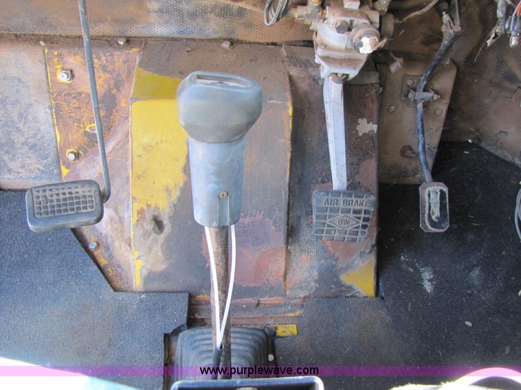 image for item 3449 1989 Ag-Chem 1603T