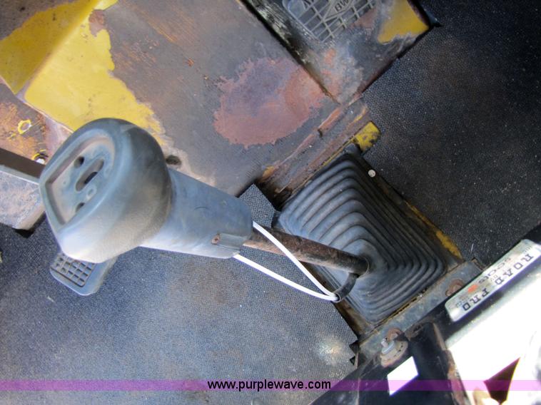 image for item 3449 1989 Ag-Chem 1603T