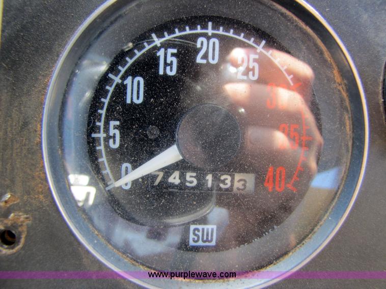 image for item 3449 1989 Ag-Chem 1603T