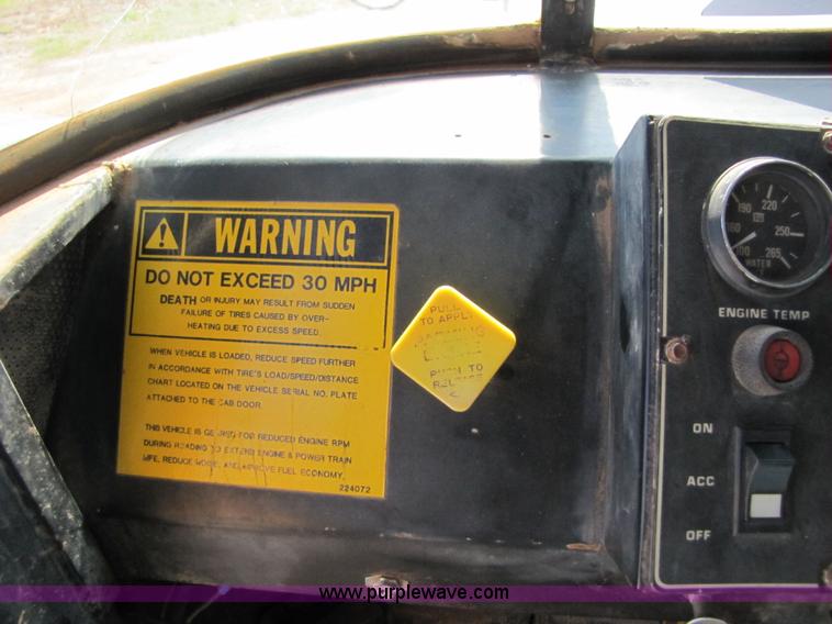 image for item 3449 1989 Ag-Chem 1603T