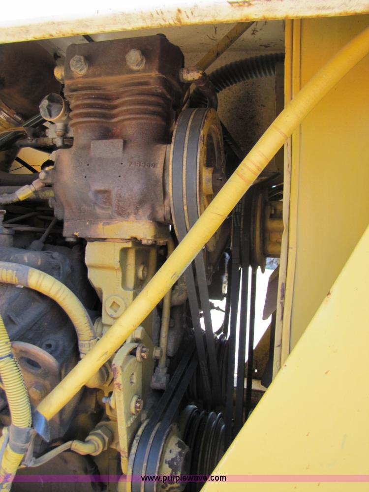 image for item 3449 1989 Ag-Chem 1603T