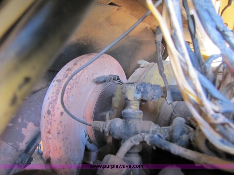 image for item 3449 1989 Ag-Chem 1603T