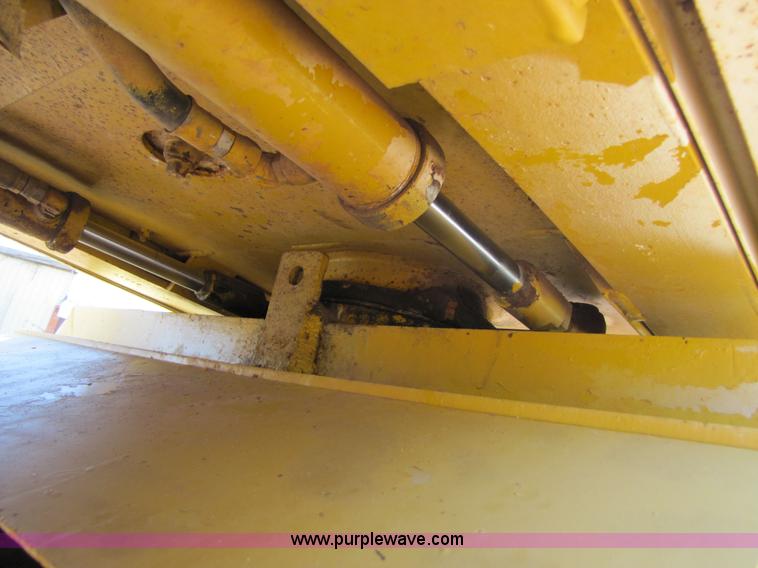 image for item 3449 1989 Ag-Chem 1603T