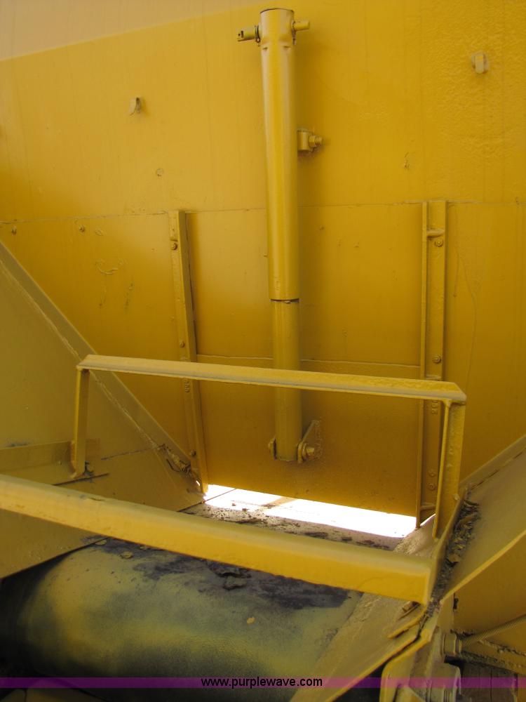 image for item 3449 1989 Ag-Chem 1603T