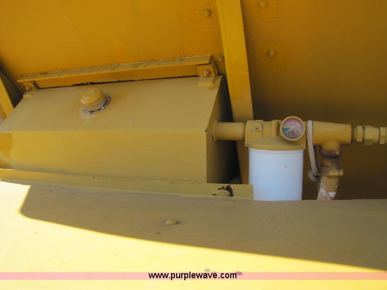 image for item 3449 1989 Ag-Chem 1603T