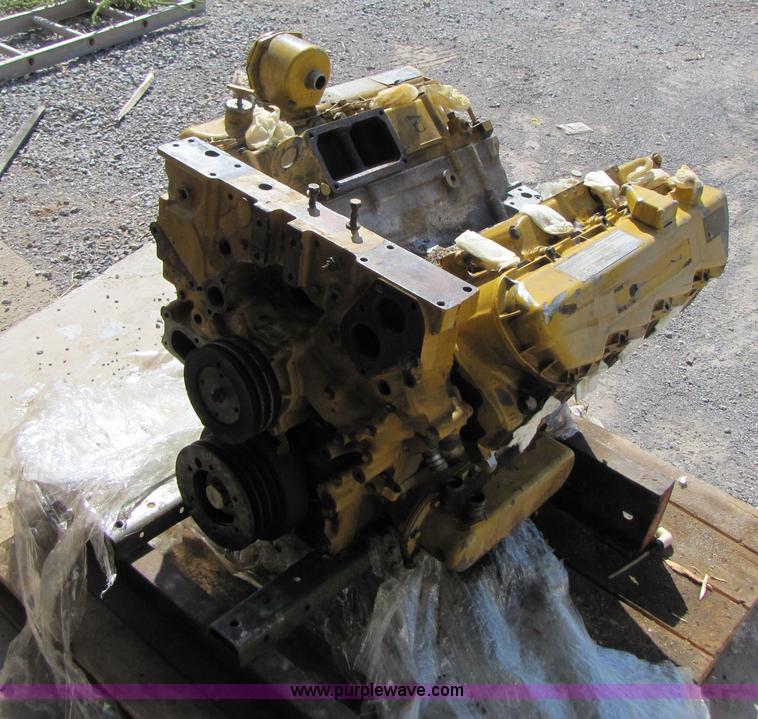image for item 3450 Rebuilt Caterpillar 3208 V8 250hp diesel engine