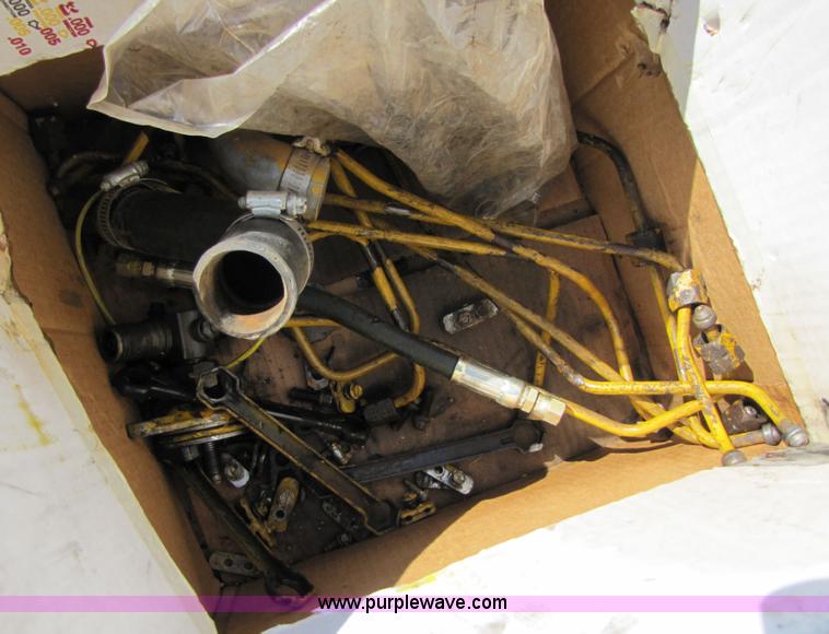 image for item 3450 Rebuilt Caterpillar 3208 V8 250hp diesel engine