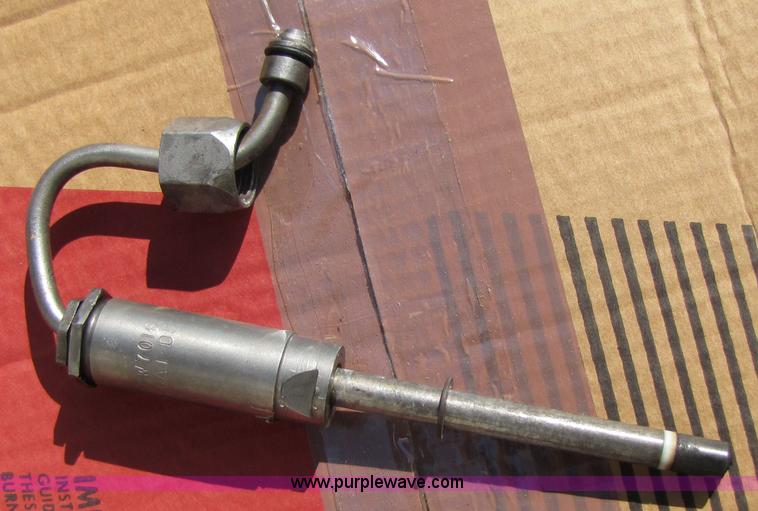 image for item 3450 Rebuilt Caterpillar 3208 V8 250hp diesel engine