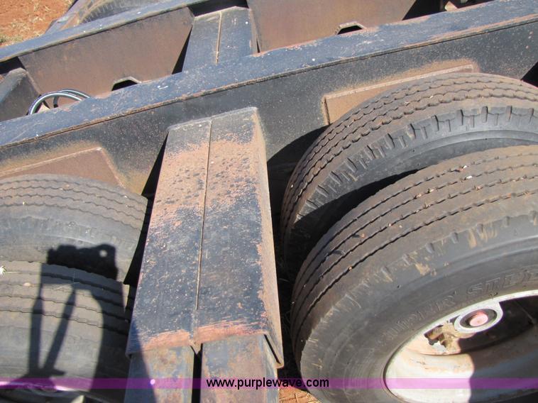 image for item 3451 1982 Jantz 48' expandable combine trailer