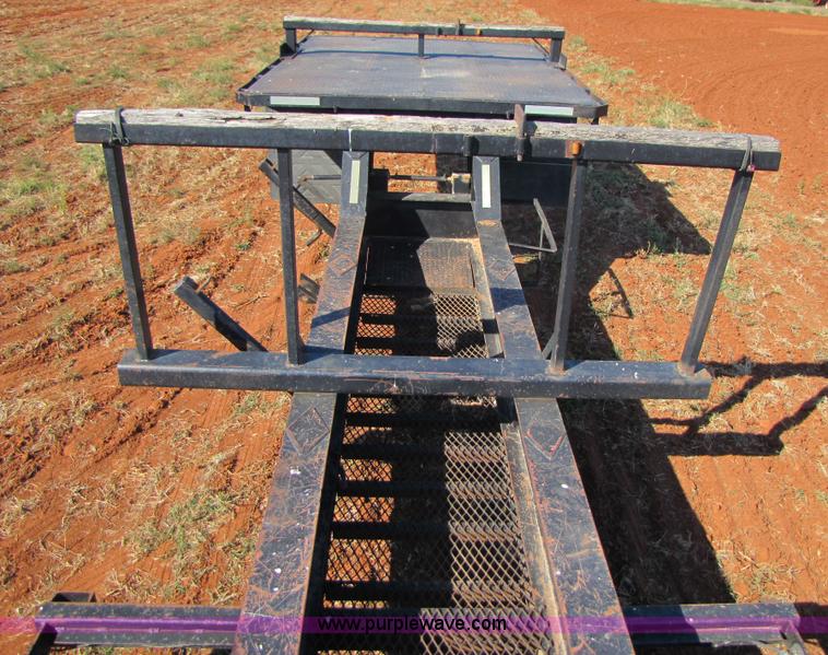 image for item 3451 1982 Jantz 48' expandable combine trailer