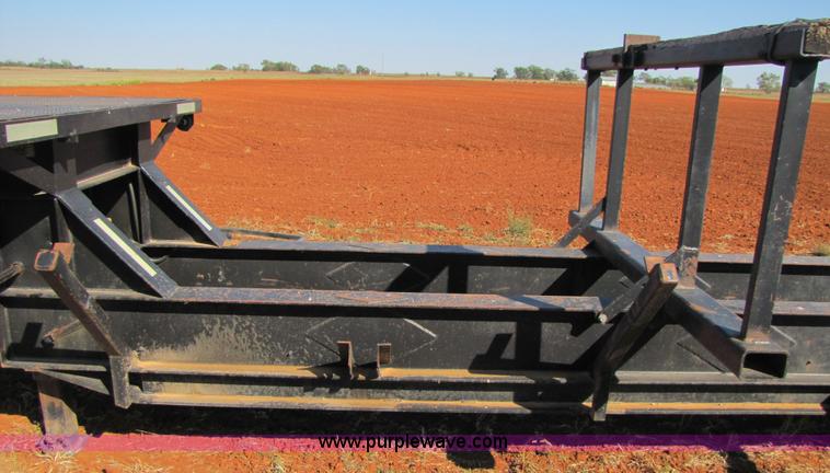 image for item 3451 1982 Jantz 48' expandable combine trailer