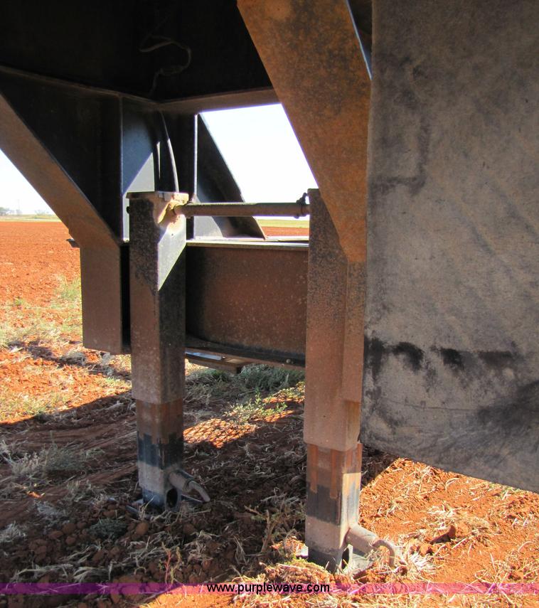 image for item 3451 1982 Jantz 48' expandable combine trailer