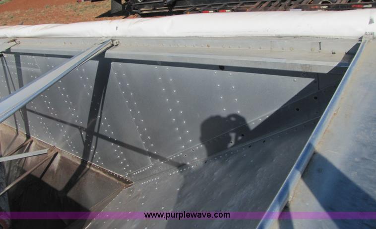 image for item 3453 1982 Merritt 42' hopper trailer