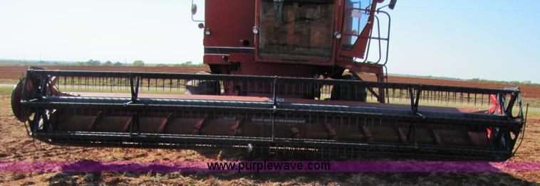 image for item 3454 1994 Case International 1010 25' platform