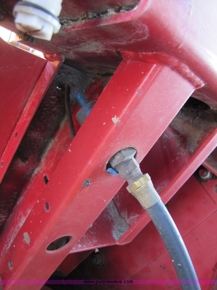 image for item 3454 1994 Case International 1010 25' platform