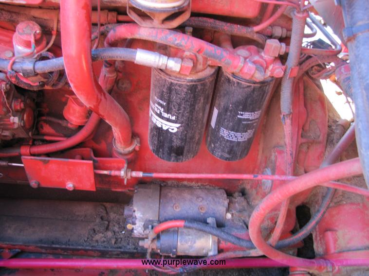 image for item 3455 1984 International 1480 combine