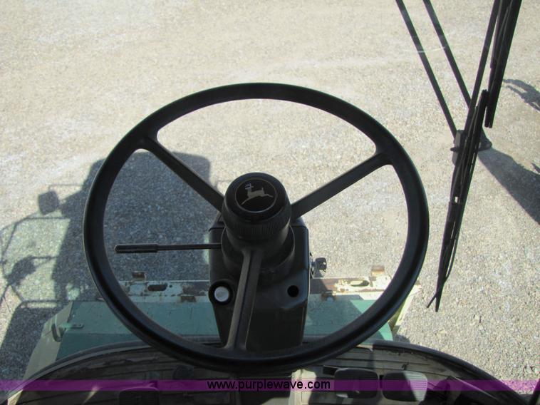 image for item 3458 1997 John Deere 6910 forage harvester