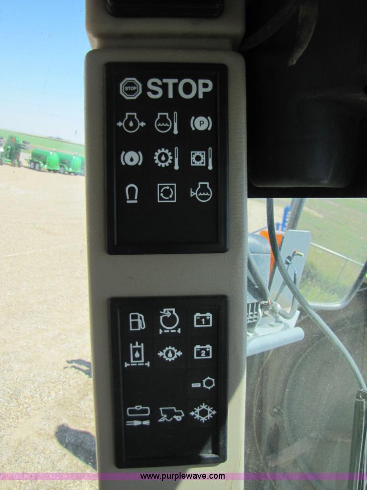 image for item 3458 1997 John Deere 6910 forage harvester