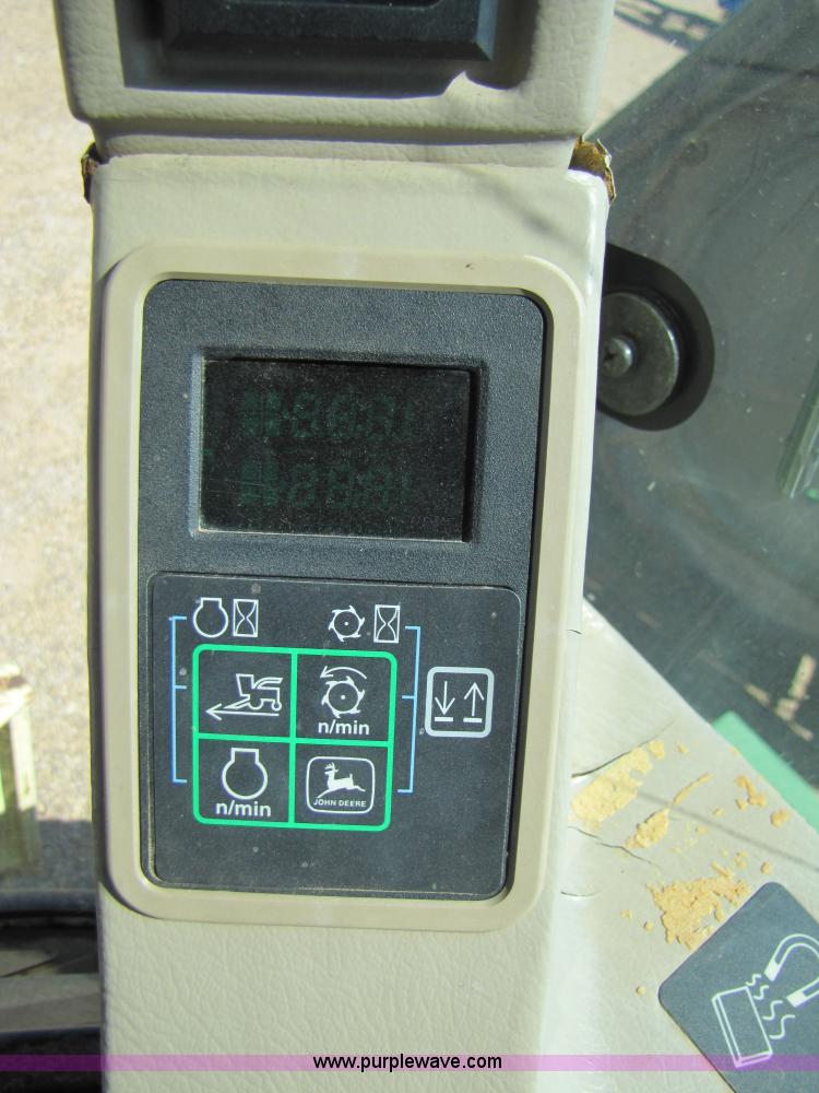 image for item 3458 1997 John Deere 6910 forage harvester