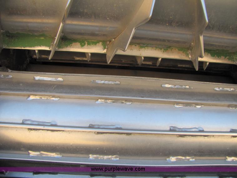 image for item 3458 1997 John Deere 6910 forage harvester