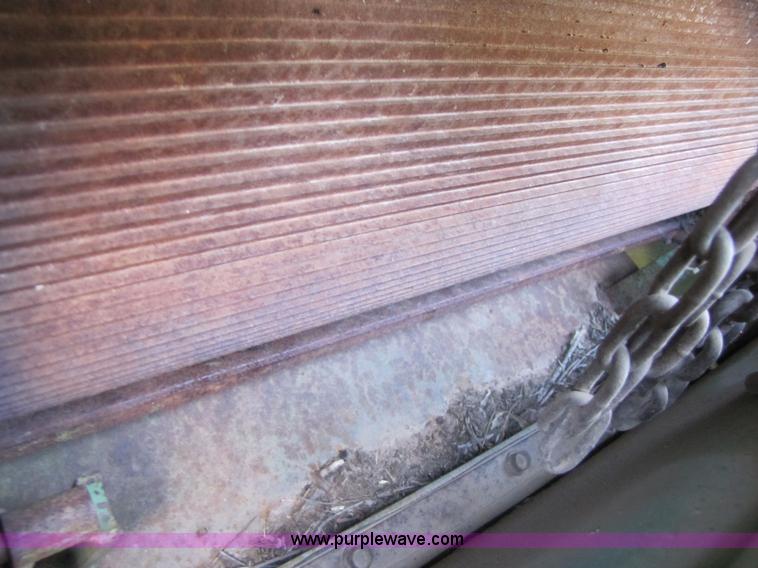 image for item 3458 1997 John Deere 6910 forage harvester