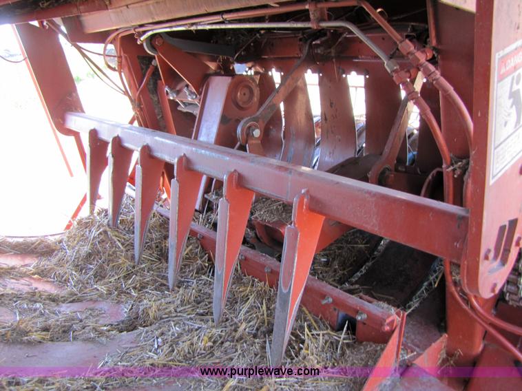 image for item 3459 2003 Hesston 4910 square baler