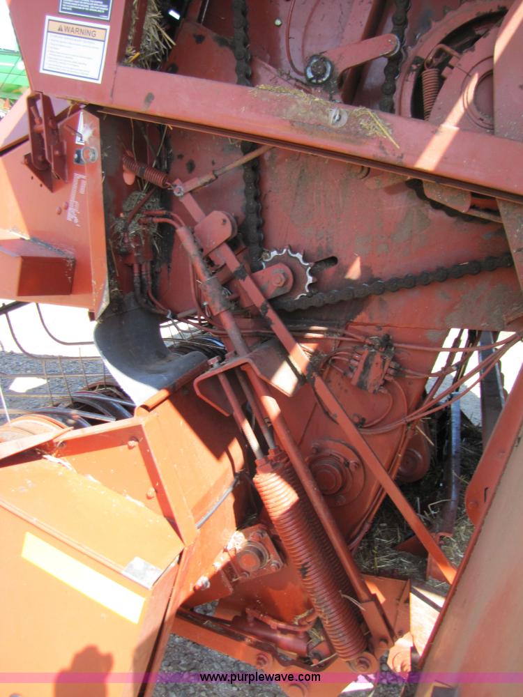 image for item 3459 2003 Hesston 4910 square baler