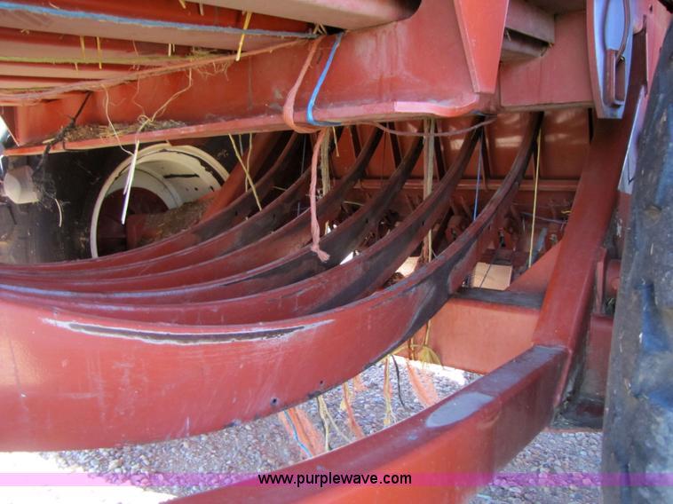 image for item 3459 2003 Hesston 4910 square baler