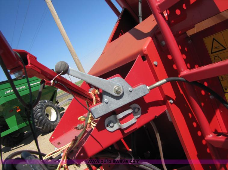 image for item 3460 2006 Trioliet 2-2400L Solomix vertical mixer