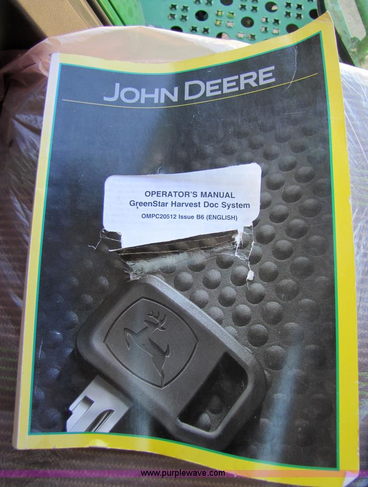 image for item 3461 2007 John Deere 9860 STS combine