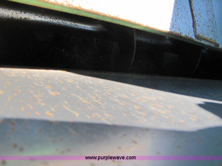 image for item 3461 2007 John Deere 9860 STS combine