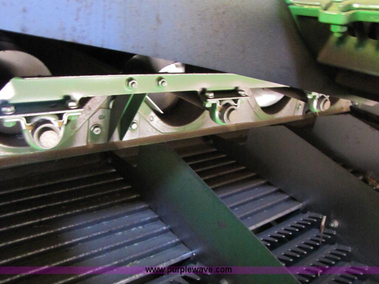 image for item 3461 2007 John Deere 9860 STS combine