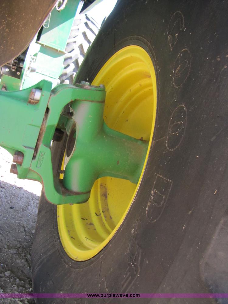 image for item 3461 2007 John Deere 9860 STS combine