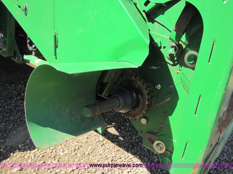 image for item 3461 2007 John Deere 9860 STS combine