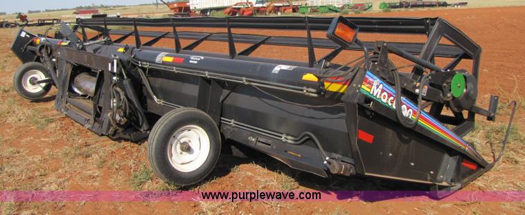 image for item 3466 2004 Mac Don 963 draper head