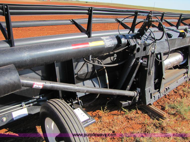 image for item 3466 2004 Mac Don 963 draper head