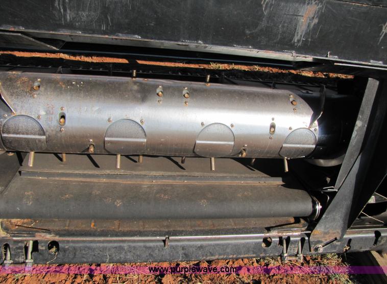 image for item 3466 2004 Mac Don 963 draper head