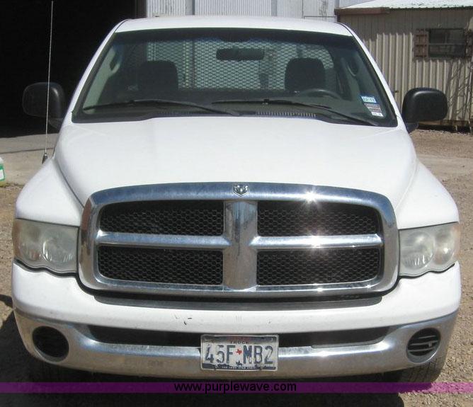 image for item 6108 2005 Dodge Ram 2500 pickup truck