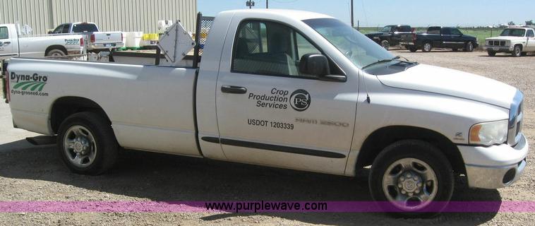 image for item 6108 2005 Dodge Ram 2500 pickup truck