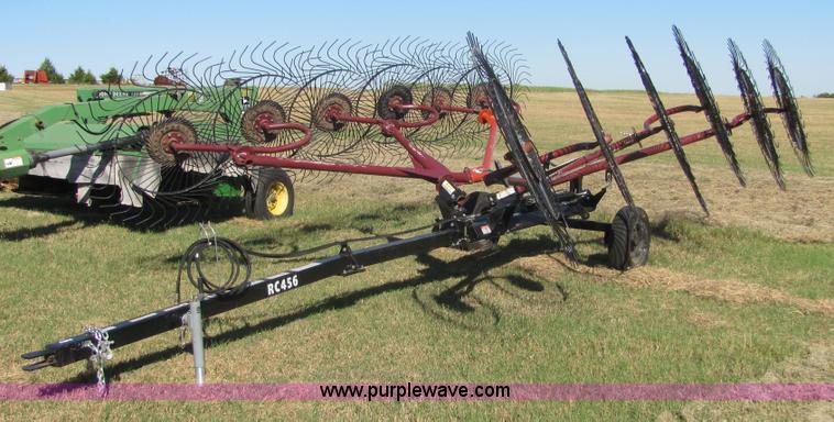 image for item 6600 2009 Rhino RC456 wheel rake