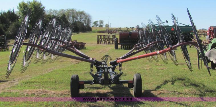 image for item 6600 2009 Rhino RC456 wheel rake