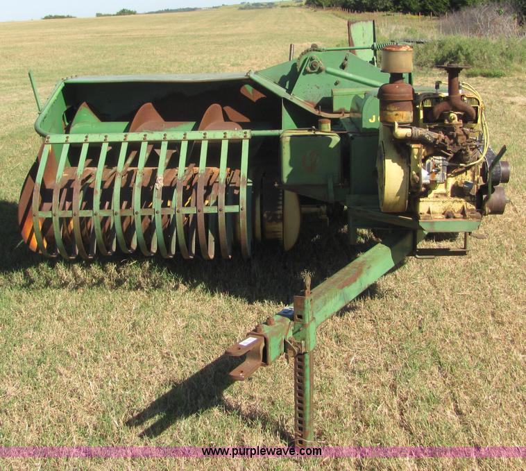 image for item 6602 John Deere 24T square baler