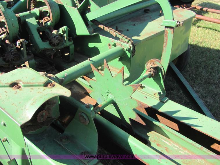 image for item 6602 John Deere 24T square baler