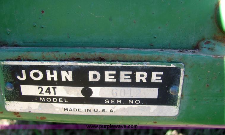 image for item 6602 John Deere 24T square baler
