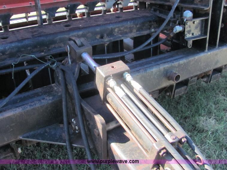 image for item 6605 Lilliston 9680 no-till pasture drill