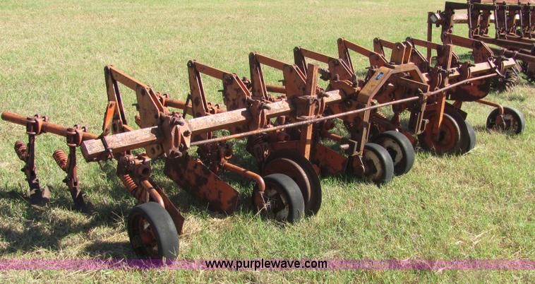 image for item 6609 Four row cultivator
